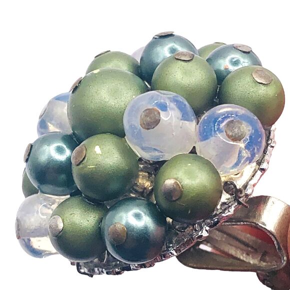 Vintage Japan Green Cluster Beads Silver Tone Clip On Earrings Jelly Belly Matte - Picture 3 of 5